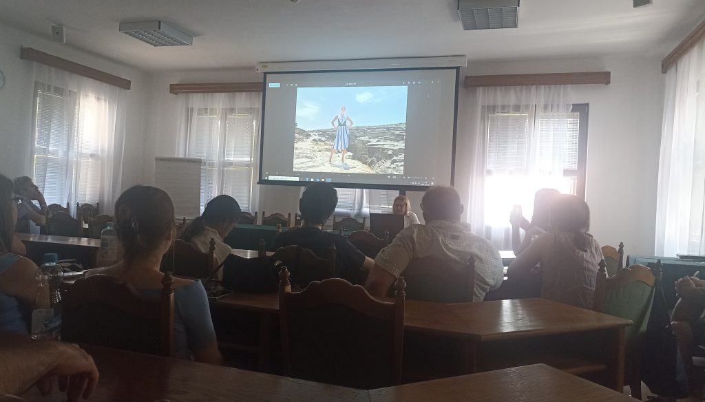 Hrivnyák Tünde záró előadása Aktauról