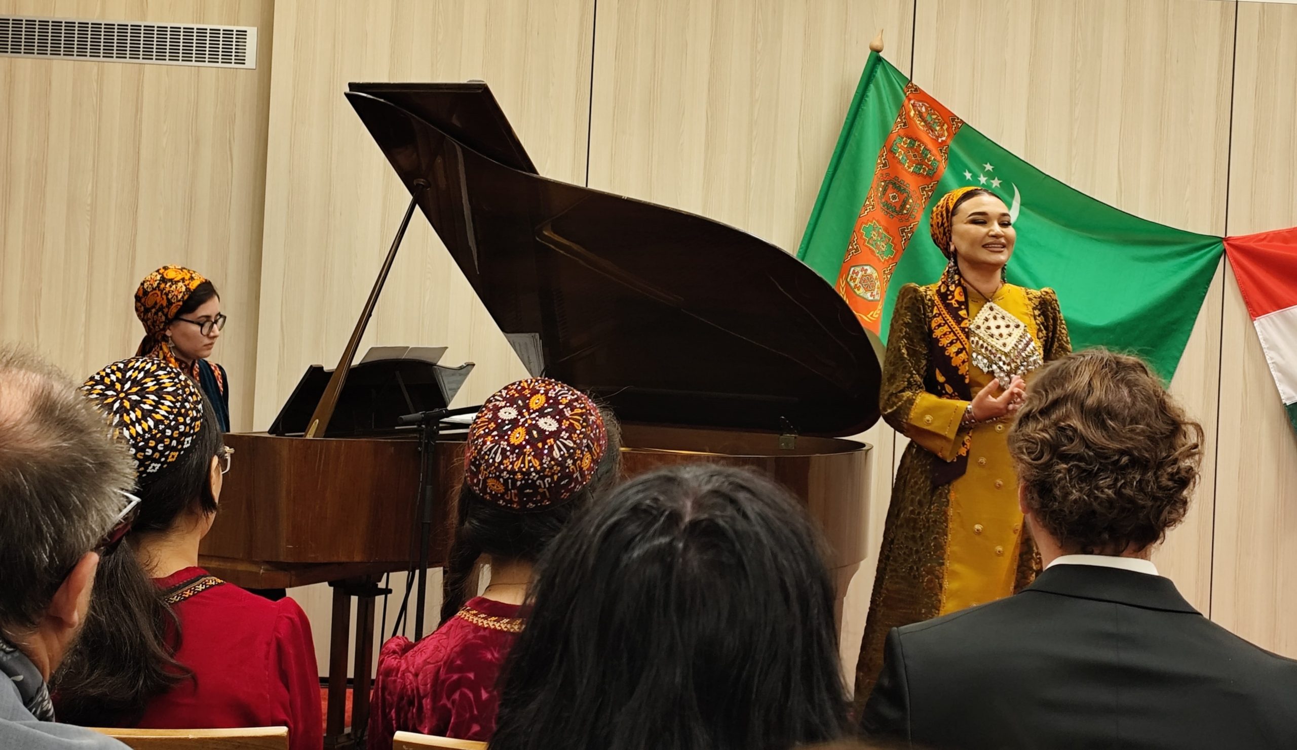 turkmenisztan vilagaval ismerkedtünk