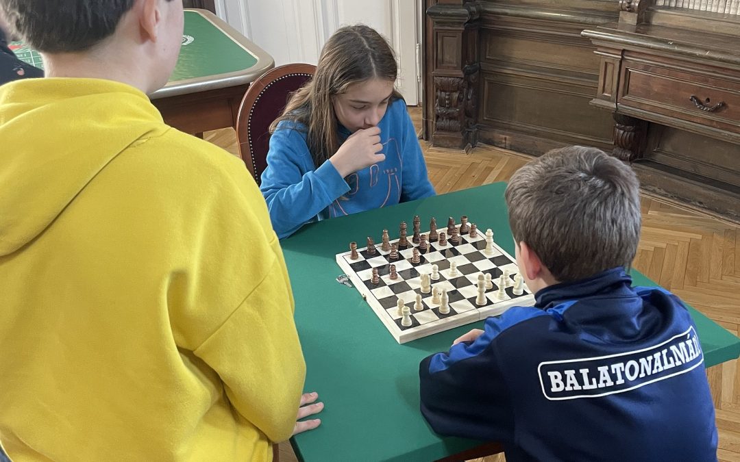 Sakkversenyt rendeztünk