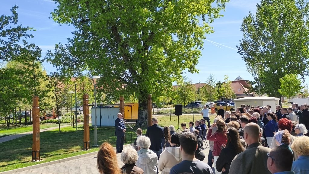 3g Lezsák Sándor beszéde a kopjafa avatáson