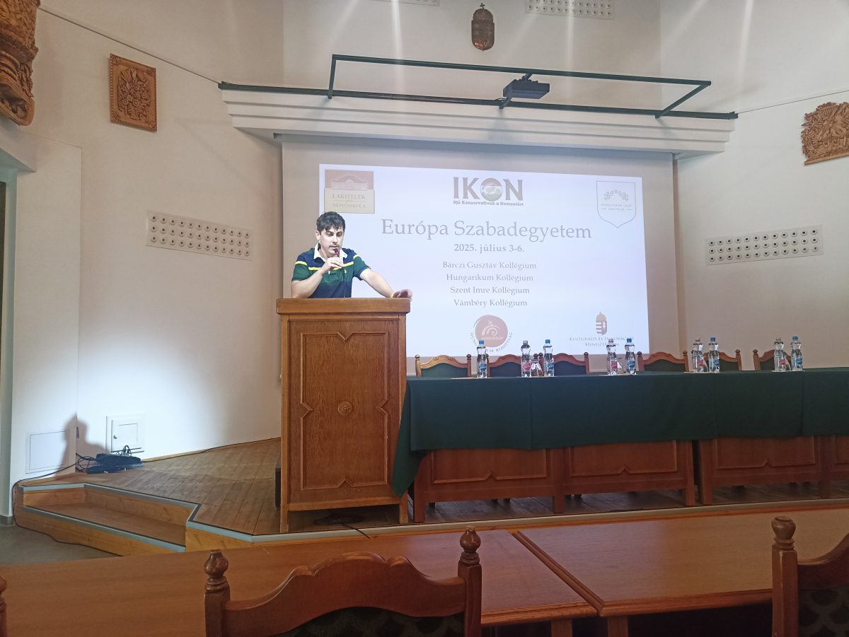 Kiss Márton beszámolója a Bárczi Kollégium tevékenységéről 
